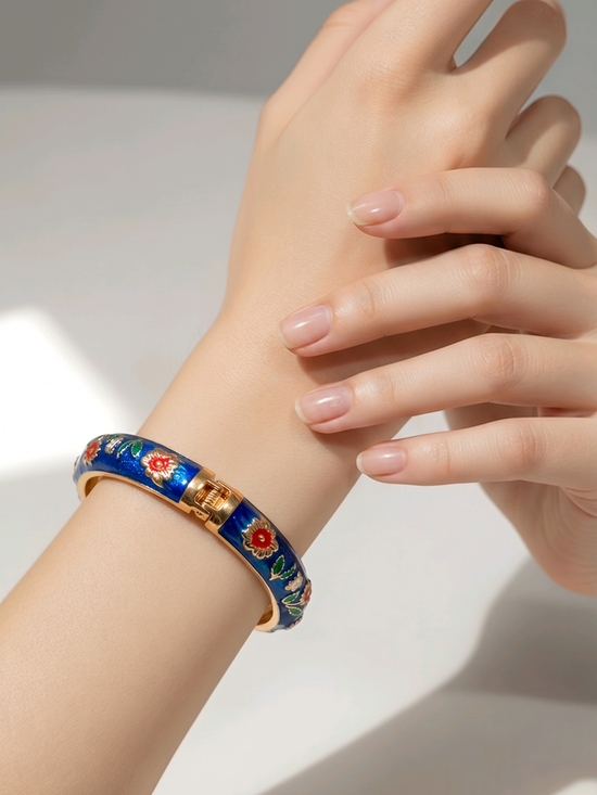 jiu long Jewelry - Jiu Long Xing Blue Enamel Floral Bracelet Bangle; Hinged Gold Tone